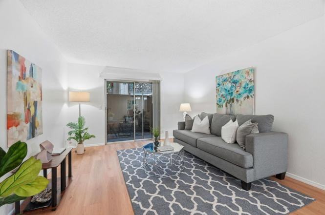 259 N Capitol Ave - Photo 2 of 3