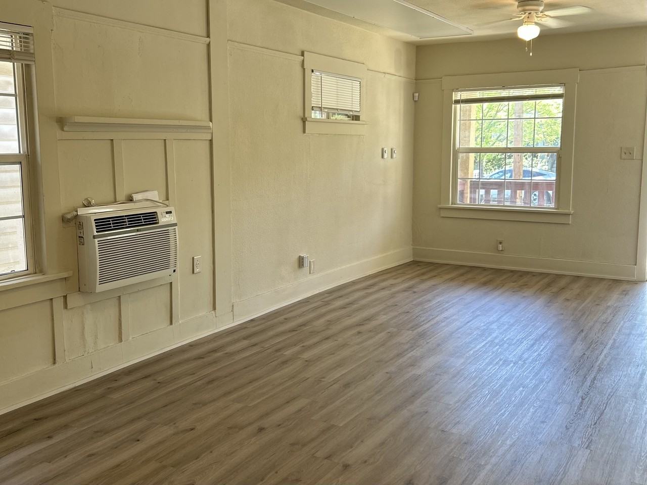 3997 4th Ave - Photo 3 of 12