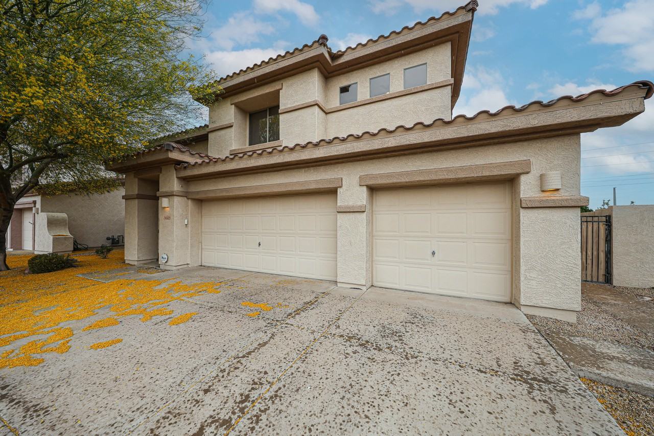 14605 W Verde Ln - Photo 2 of 50