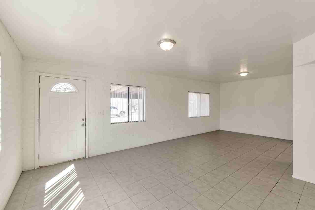 7051 S 6th Ave #1 - Photo 2 of 16