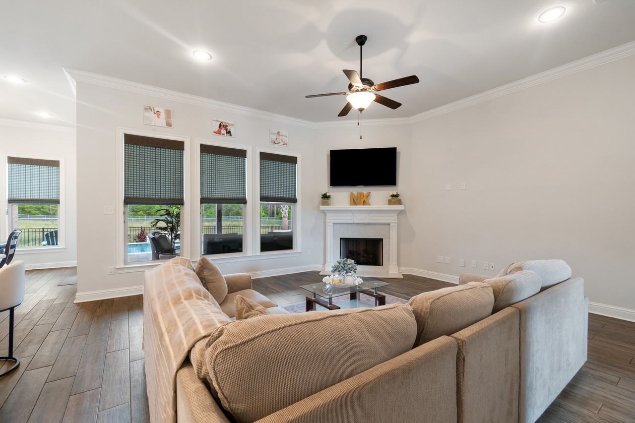 4807 Foxtail Palm Dr - Photo 7 of 17