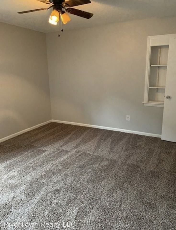 1424 Ticonderoga Dr - Photo 7 of 10