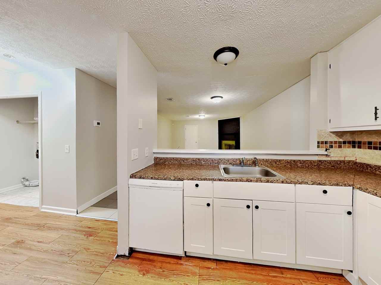 1289 Knoll Ct Nw - Photo 6 of 18