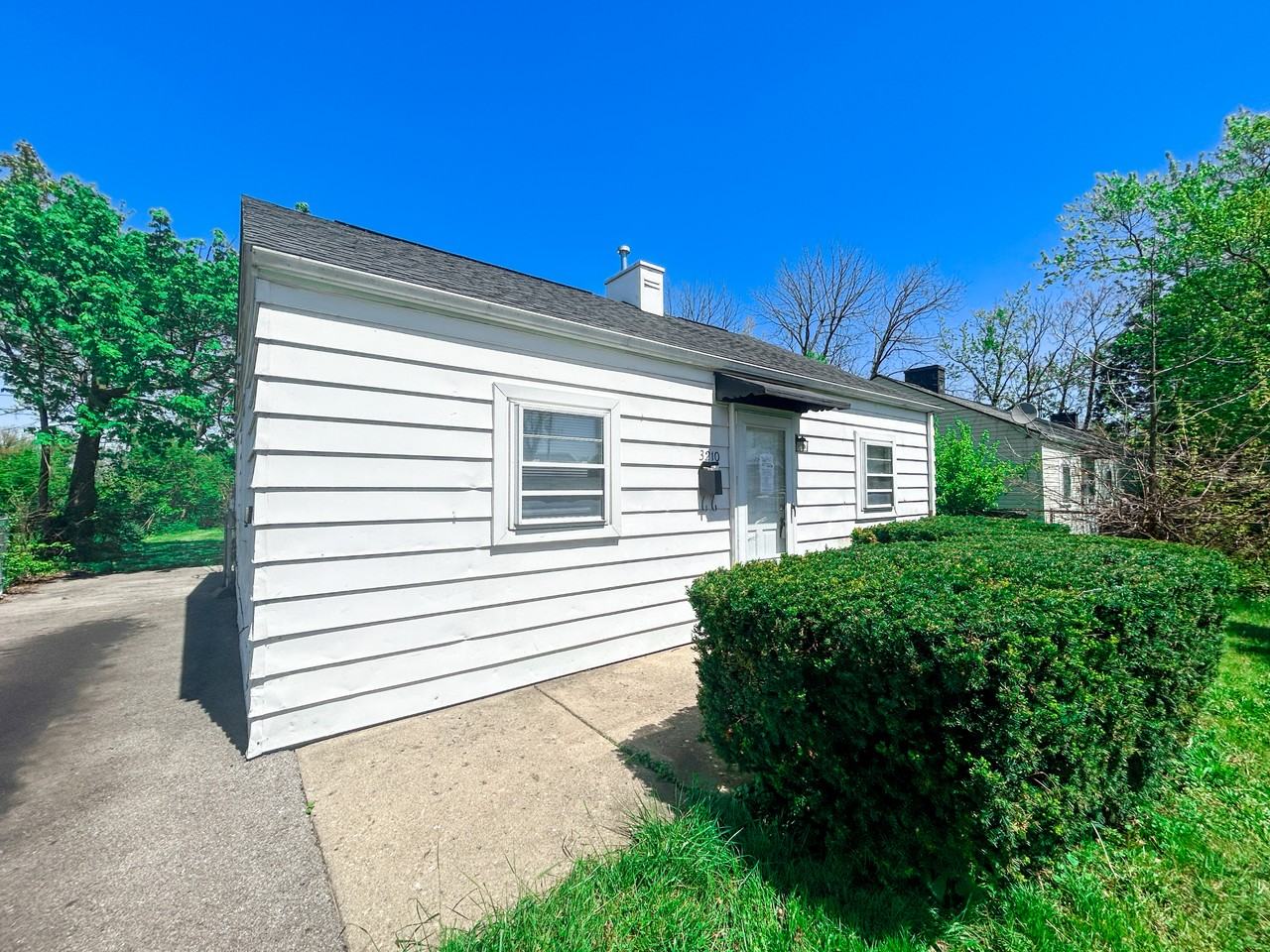 3210 E 12th Ave - Photo 2 of 19