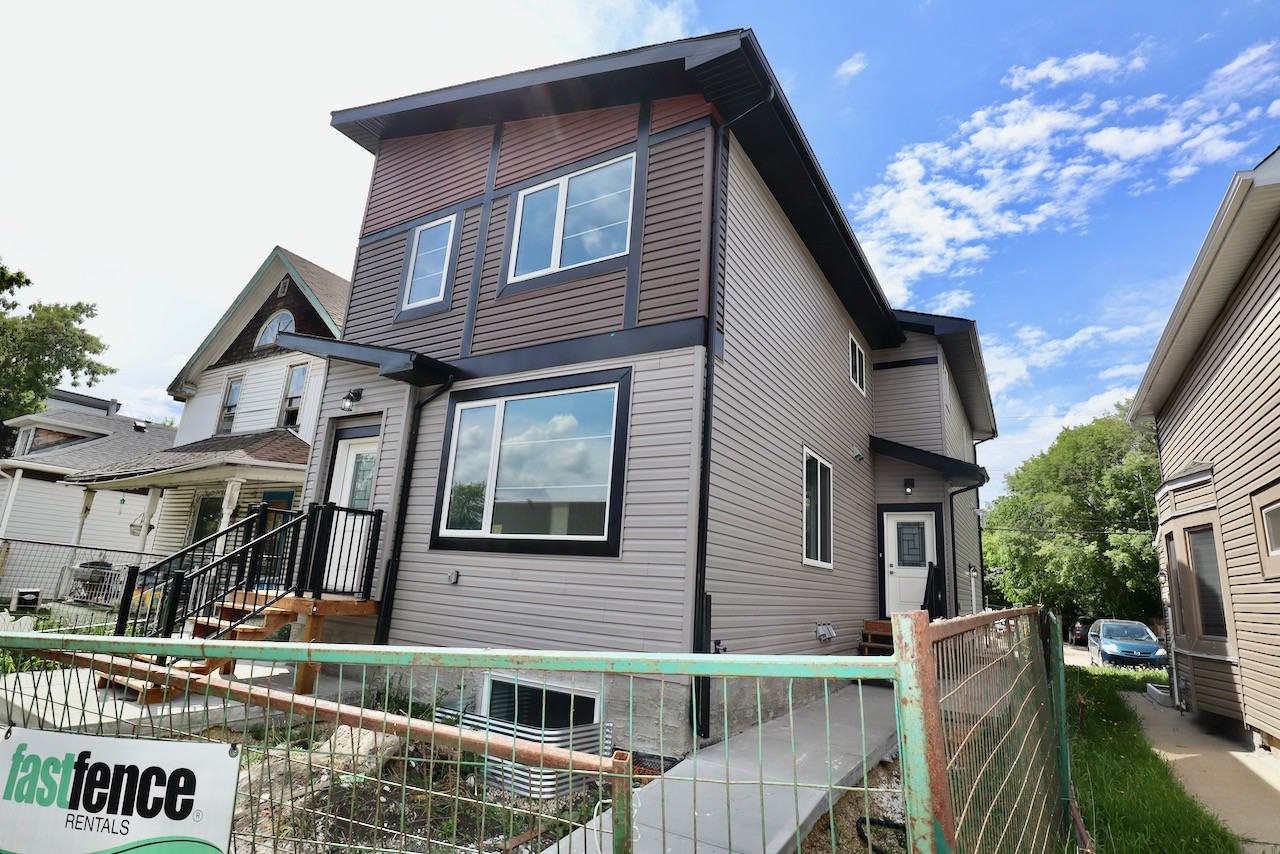 11602 82 St Nw Bsmt #Bsmt - Photo 3 of 10