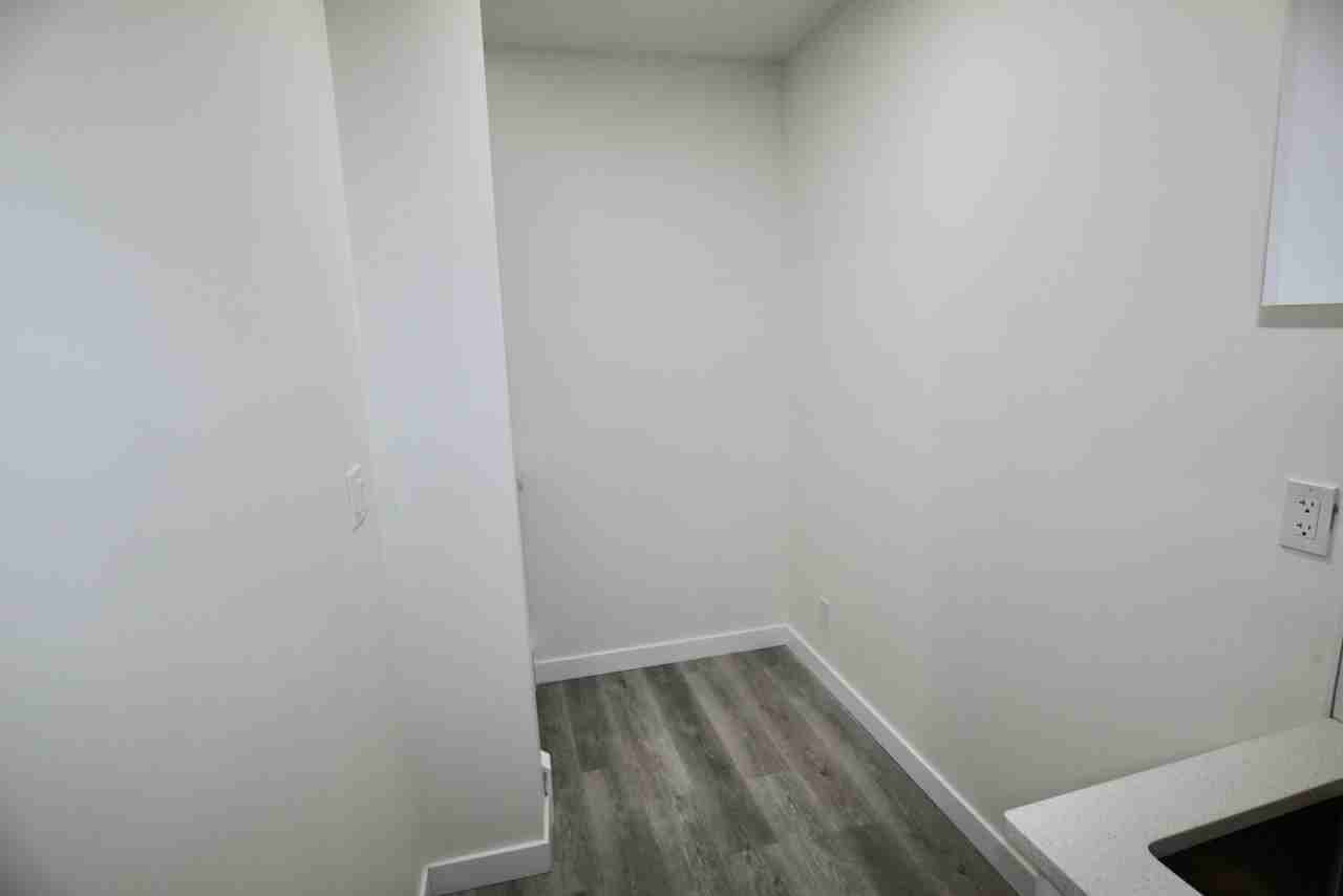 11602 82 St Nw Bsmt #Bsmt - Photo 5 of 10