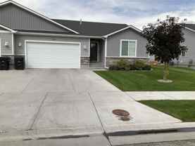 3325 Judy St - Photo 1 of 1