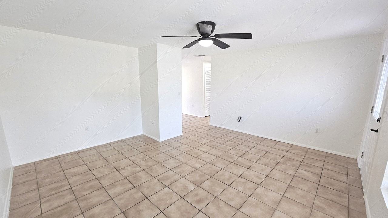 284 Rotonda Blvd W - Photo 6 of 28