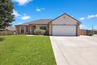 300 Curtis Dr - Photo 1 of 1