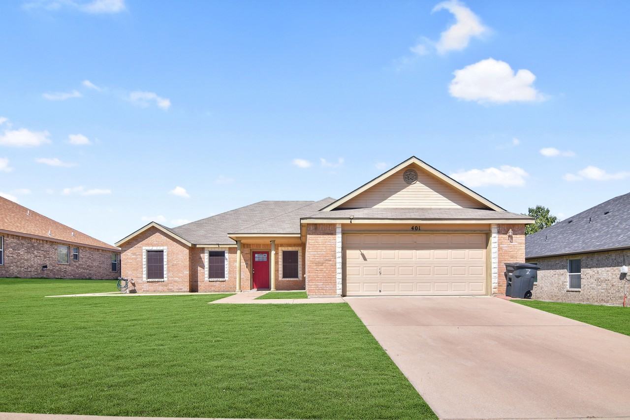 401 Dixon Dr