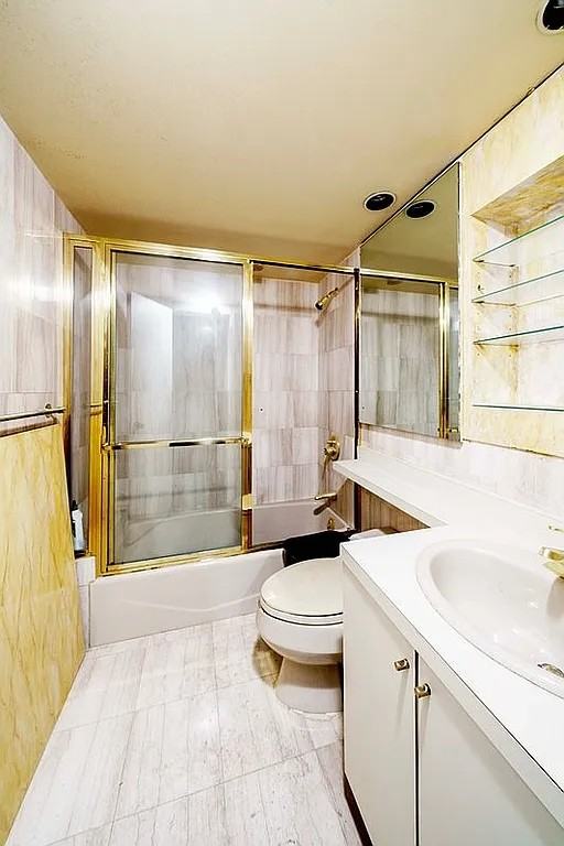 50 Sutton Pl S - Photo 4 of 7