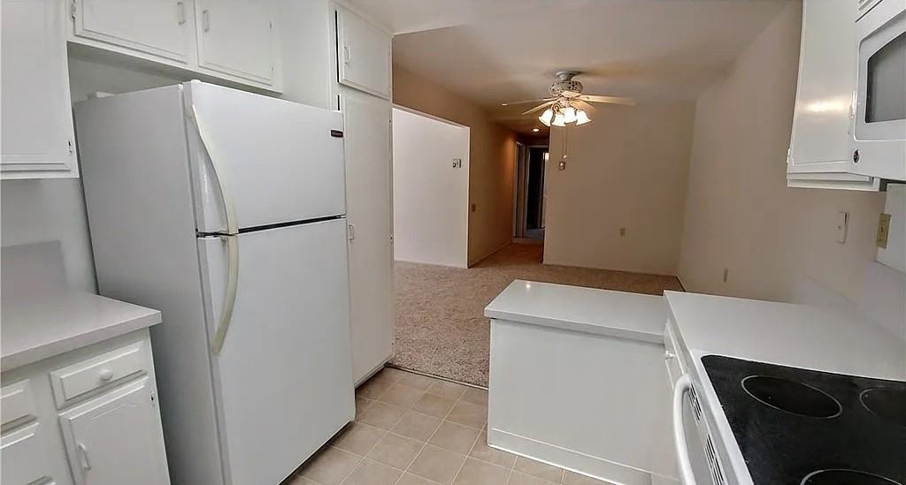 3250 San Amadeo #B - Photo 7 of 19