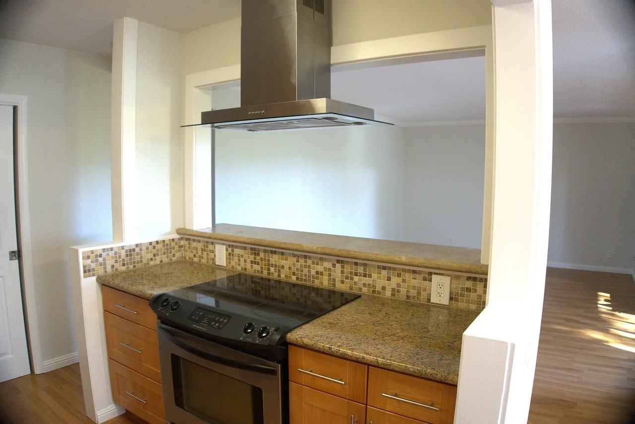 3334 Brittan Ave #10 - Photo 3 of 19