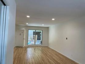 4221 Longridge Ave #5 - Photo 1 of 1