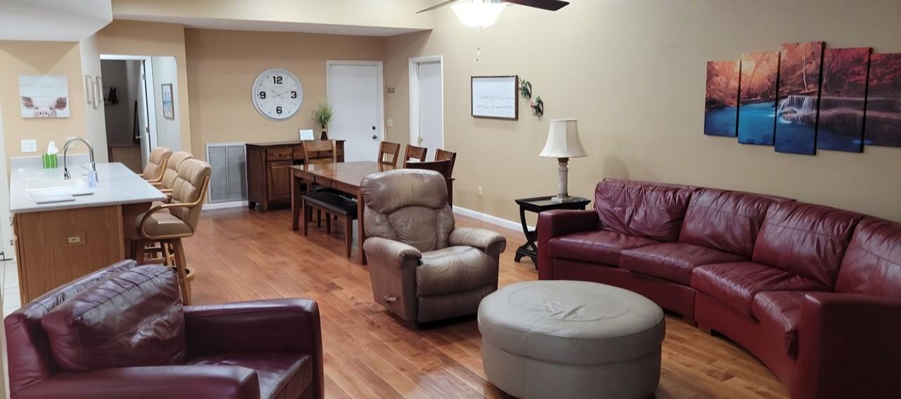 6204 Tanager Pl - Photo 3 of 20