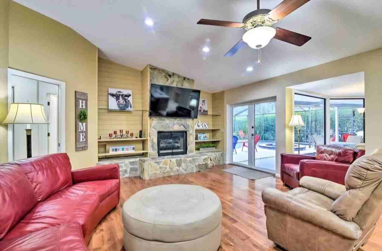 6204 Tanager Pl - Photo 7 of 20