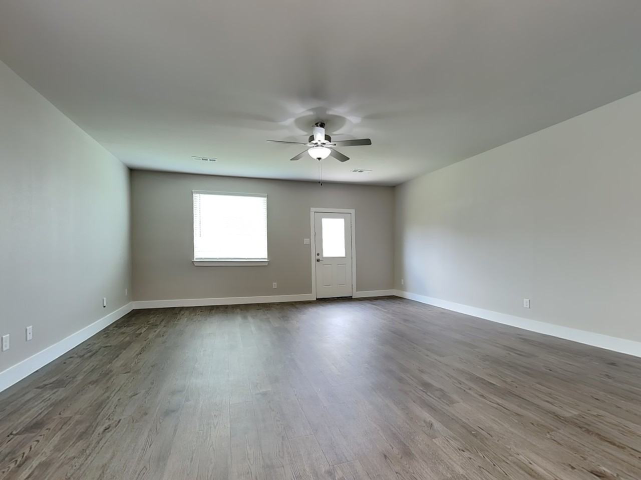 3425 New York Ave - Photo 6 of 21