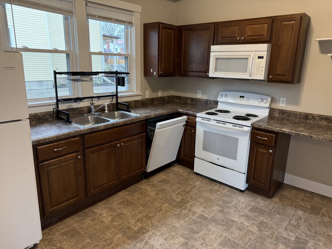 211 W Boston Ave #NA - Photo 2 of 7