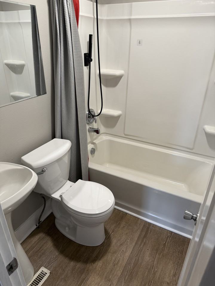 211 W Boston Ave #NA - Photo 3 of 7