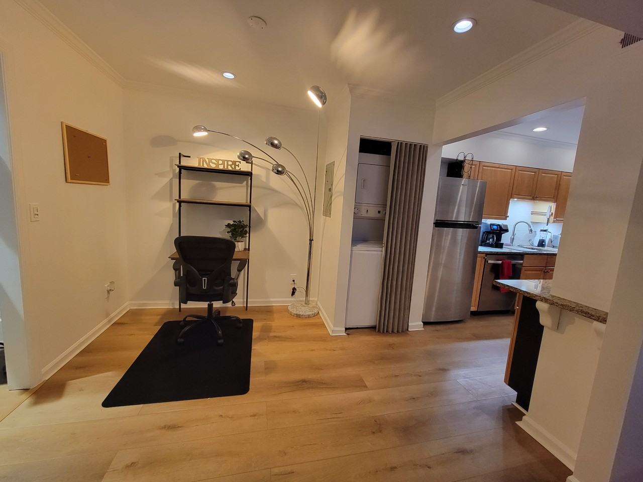 3107 Colonial Way #G - Photo 2 of 22