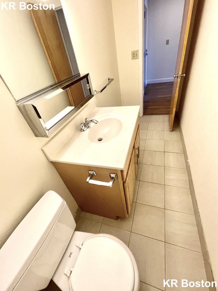 Commonwealth Ave. & Brighton Avenue #408 - Photo 2 of 32