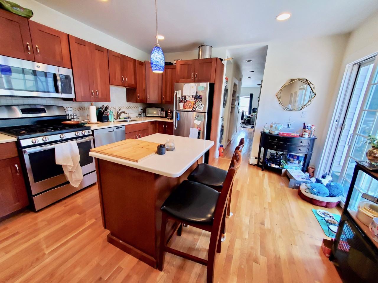 72 Cedar St #2 - Photo 3 of 22