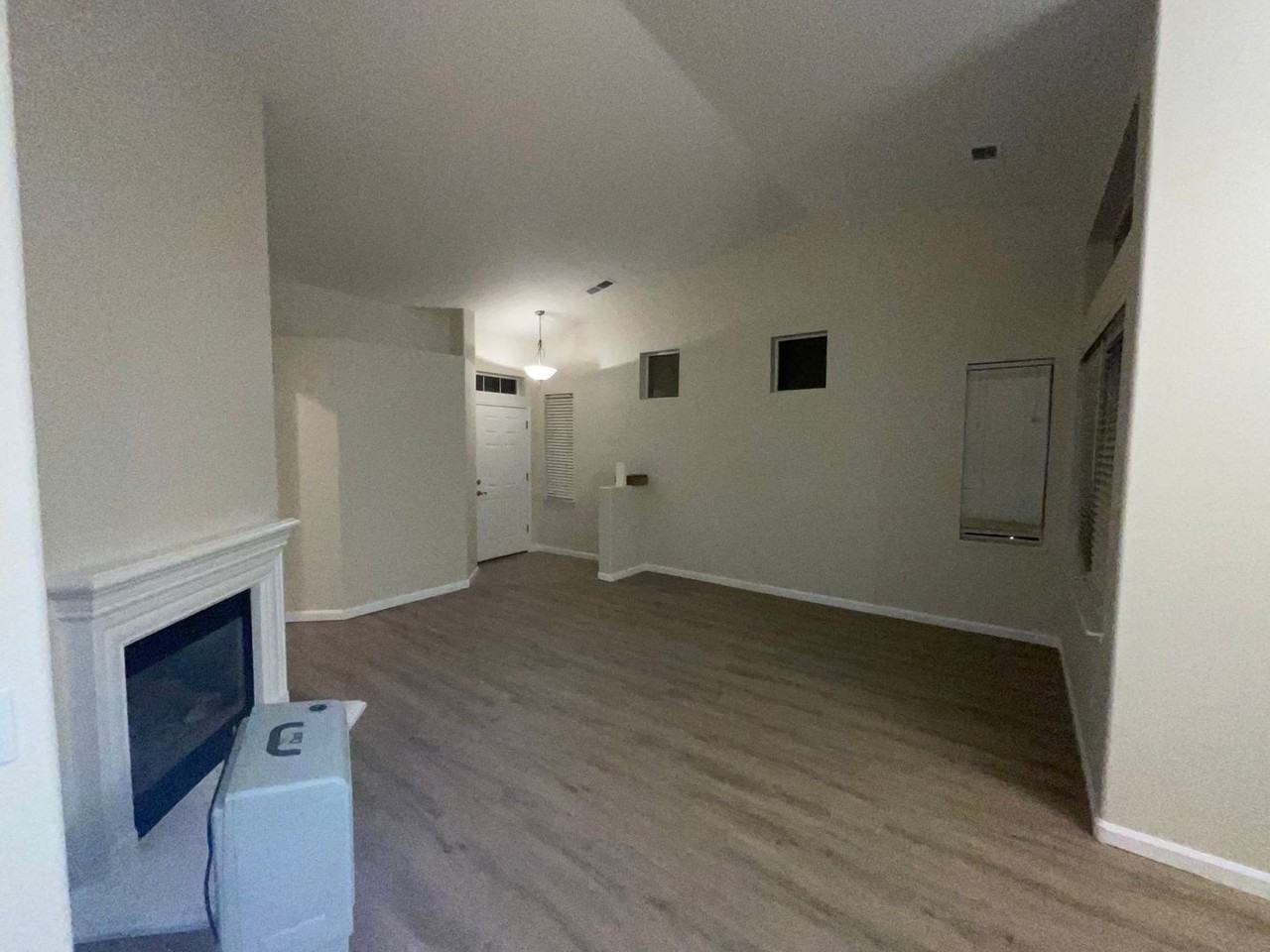 285 Fallen Leaf Ln - Photo 5 of 21