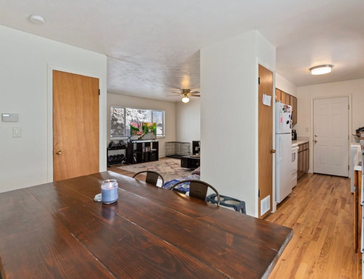 2428 Crabtree Dr - Photo 3 of 14