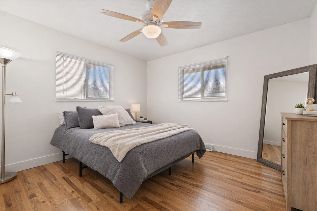 2428 Crabtree Dr - Photo 7 of 14