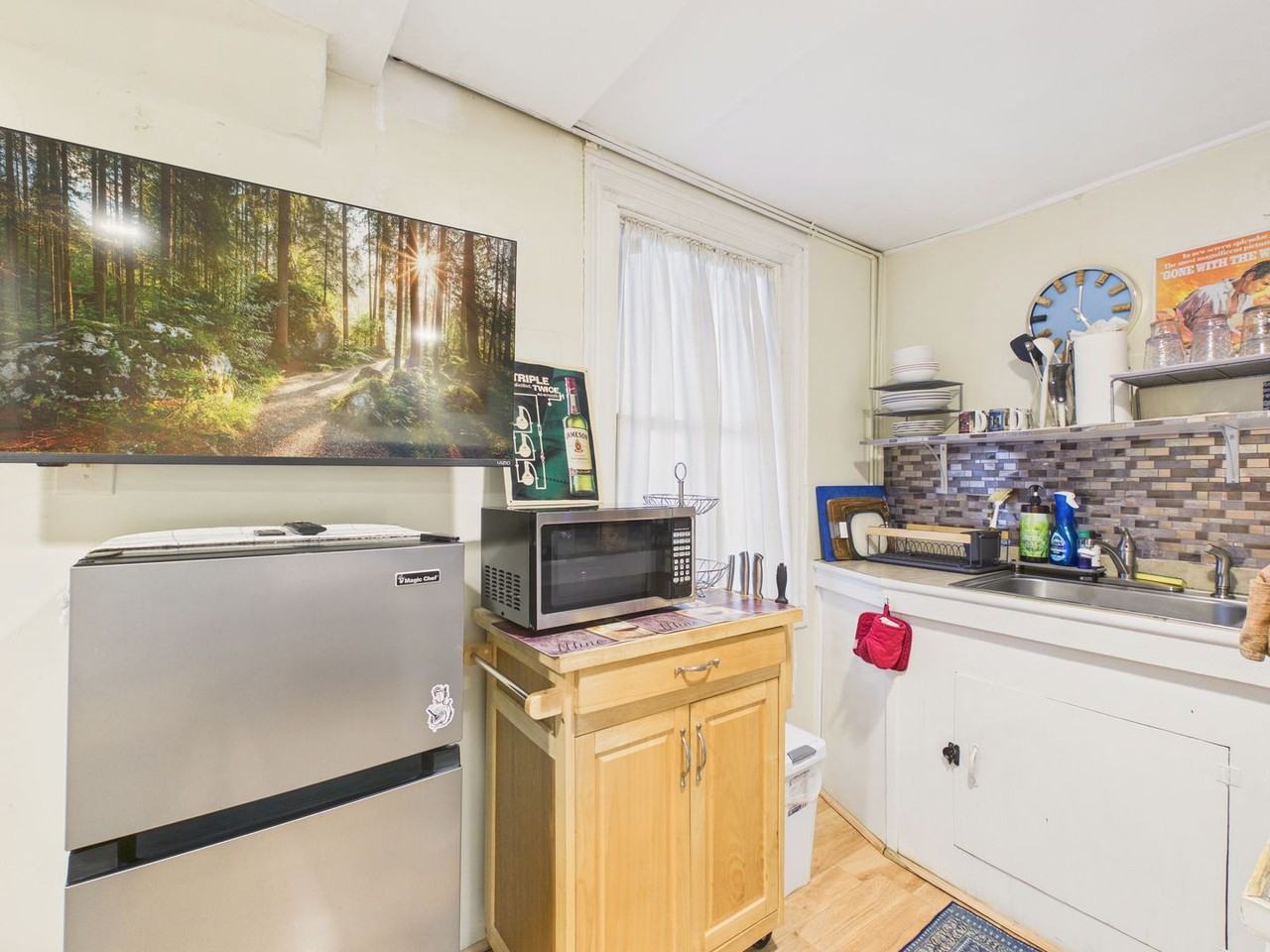 260 North St - Photo 3 of 13