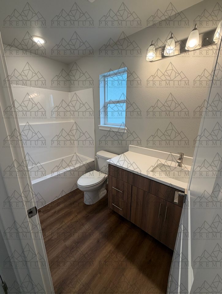 973 Se Warco Dr - Photo 3 of 16