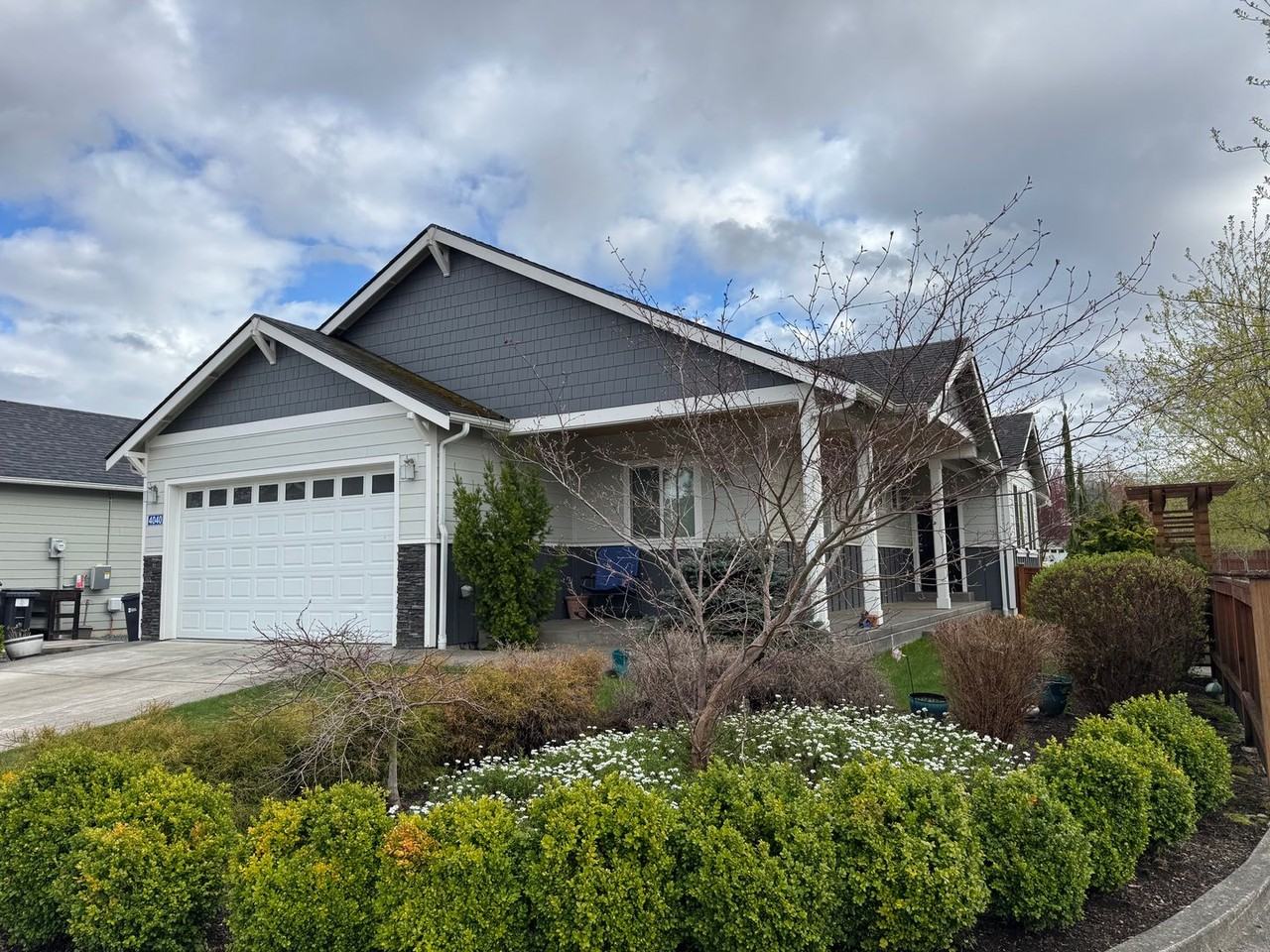 4040 Autumn Way - Photo 2 of 2