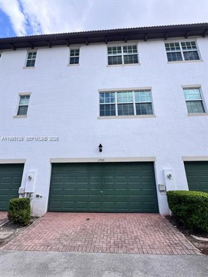 11980 11980 SW 29th St th 11980 - Photo 4 of 50