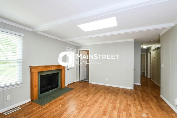 2416 Angela Dr - Photo 7 of 17