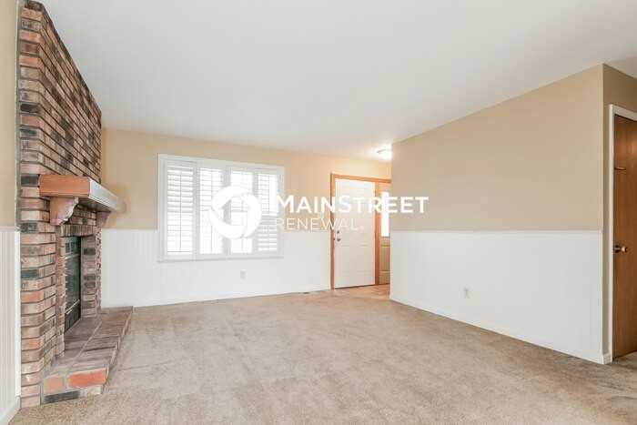 4112 Monsols Dr - Photo 3 of 15