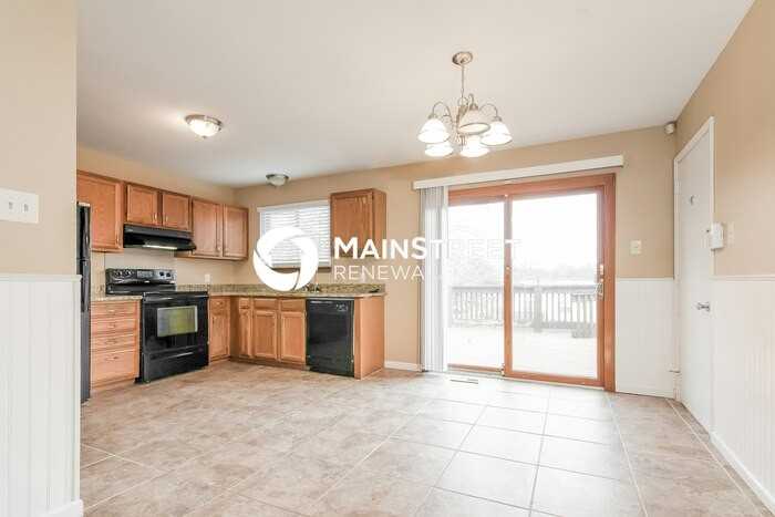 4112 Monsols Dr - Photo 4 of 15