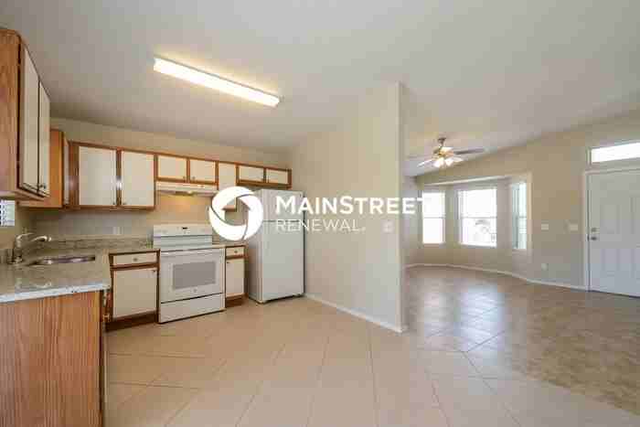 1919 W Calle Guadalajara - Photo 7 of 16