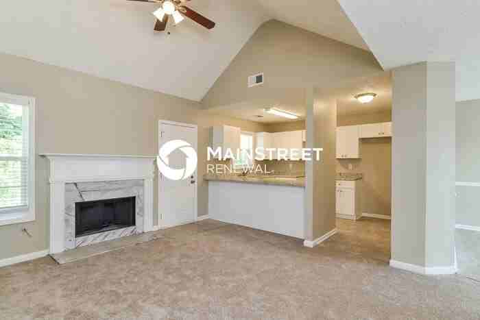 5516 Mayfair Crossing Dr - Photo 4 of 17