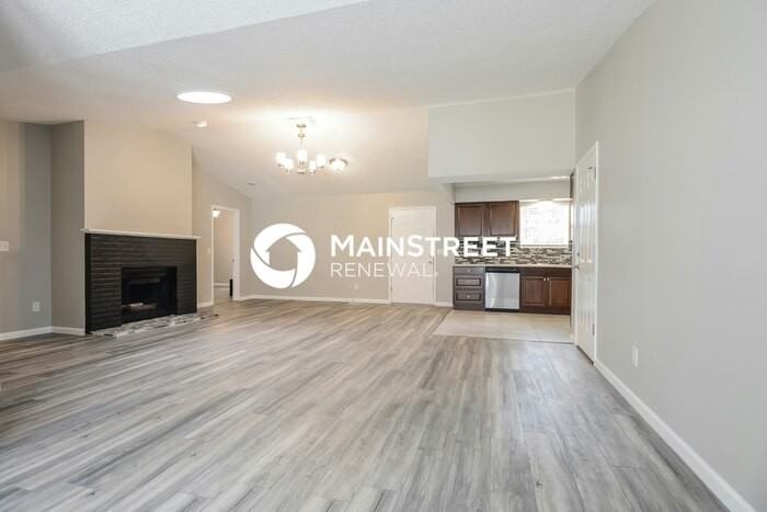 17 Elwood Ct - Photo 3 of 16