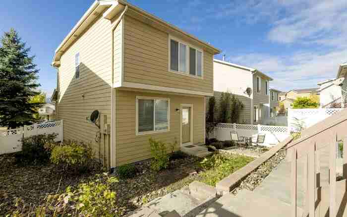 2284 Saint Paul Dr - Photo 6 of 43