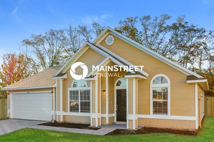 7650 Dover Cliff Dr S - Photo 4 of 16