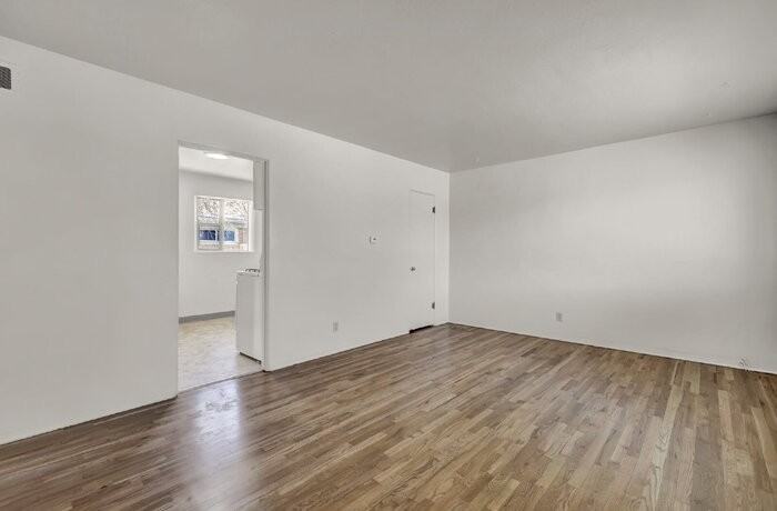 1201 Janes Ln #1207 - Photo 4 of 27