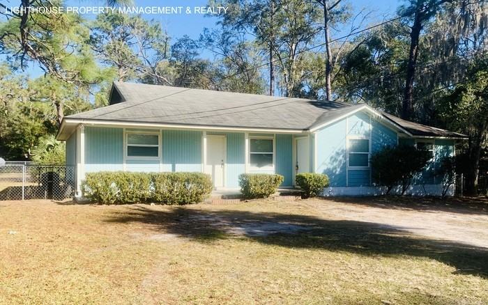 5861 105th St - Photo 3 of 22