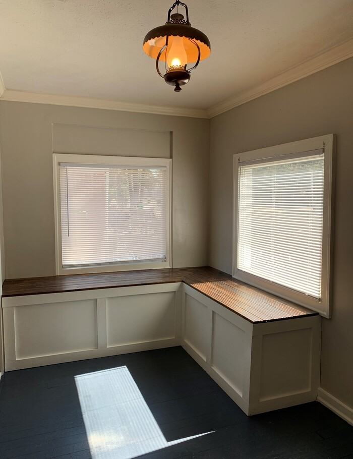 417 W 67th St - Photo 4 of 26