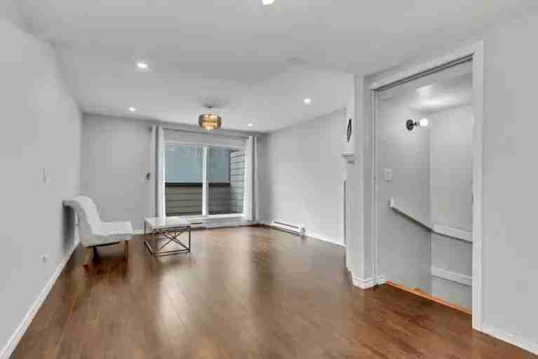 1535 St. Georges Ave #5 - Photo 5 of 14