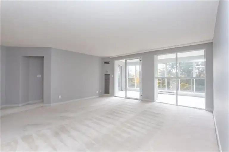 701 Geneva St #2405 - Photo 3 of 8
