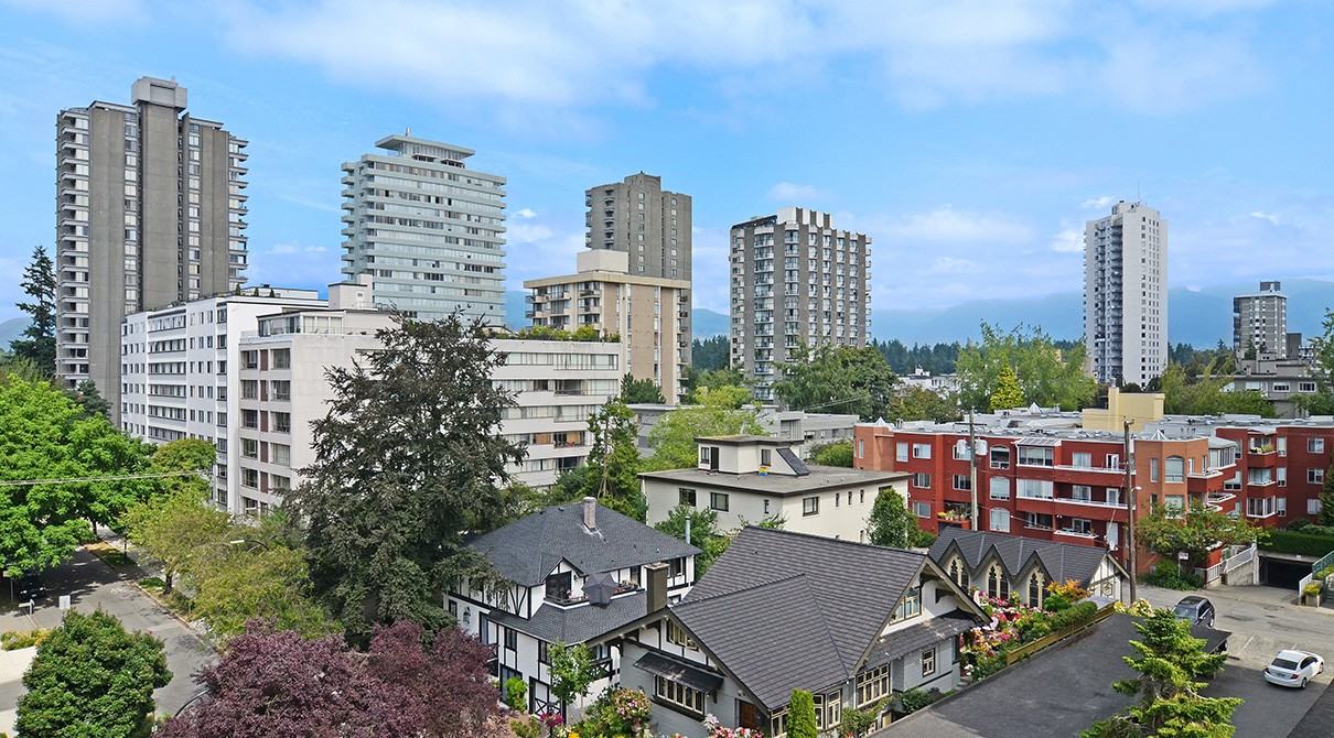 Breakers - Photo 3 of 3