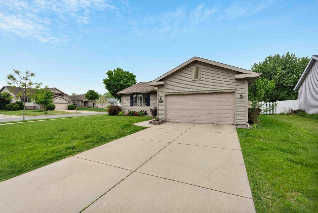 3670 Sabertooth Trl - Photo 4 of 20