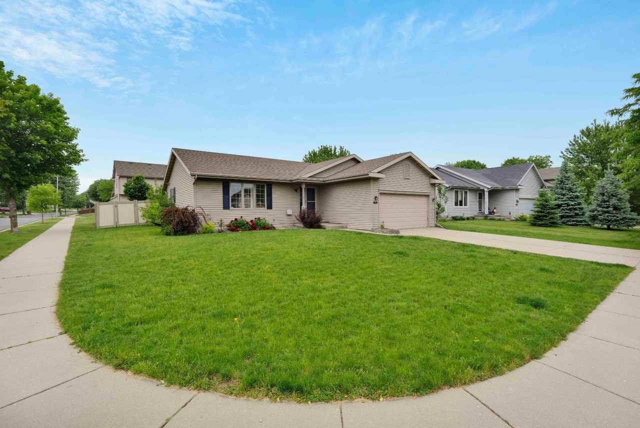 3670 Sabertooth Trl - Photo 6 of 20