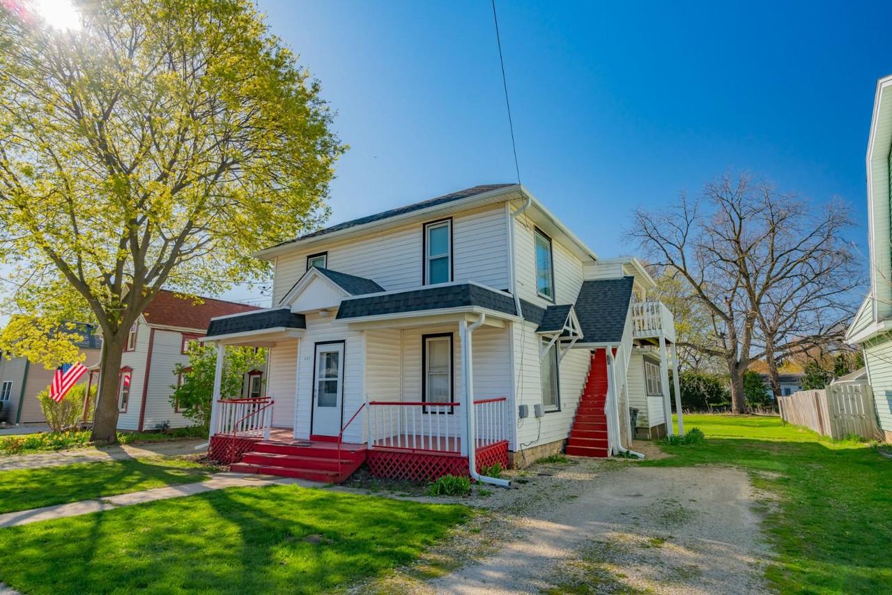 Vernal Ave - Photo 5 of 10